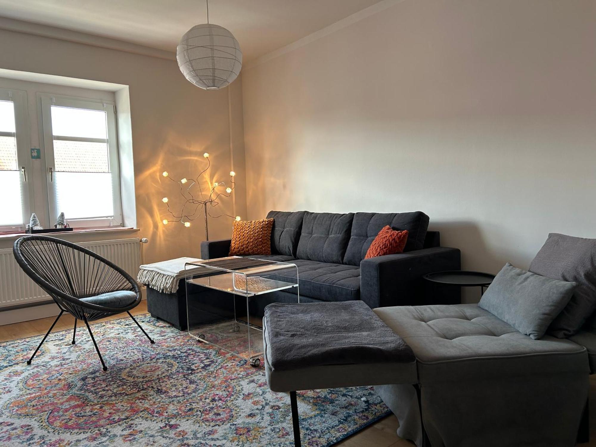 Schoene Neue 4 Zimmer Wohnung Mit Sued-Balkon Bis 8 Personen Наумбург Экстерьер фото